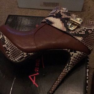 4 1/2 inch fashion boots for Spring Fall Winter